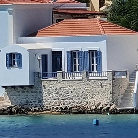 Halki Sea Breeze - A Waterfront Villa Exterior photo
