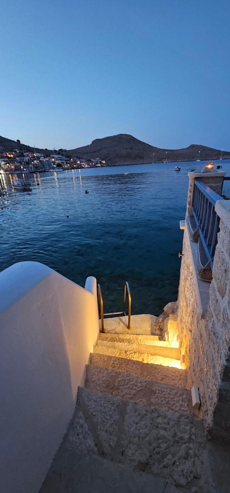 Halki Sea Breeze - A Waterfront Villa Exterior photo