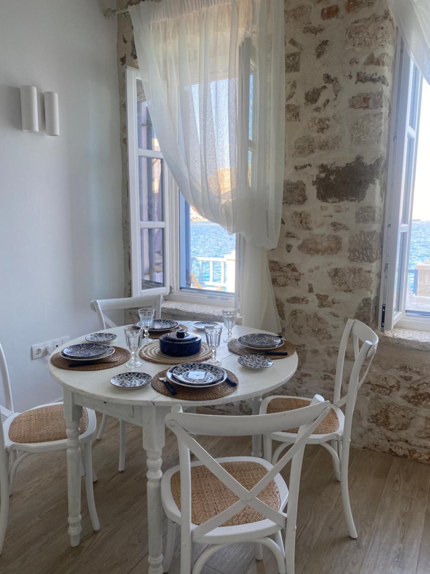 Halki Sea Breeze - A Waterfront Villa Exterior photo
